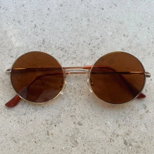 retro glasögon bruna - Är i bra skick 