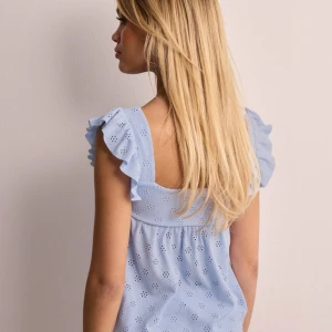 Linne från Nelly - Blått linne från Nelly 