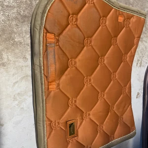 Orange es schabrak - Orange es schabrak stl full, fint skick, nypris 899kr