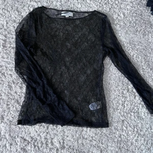 Spets topp från Kappahl  - Super fin spets topp från Kappahl❣️❣️ Strl M