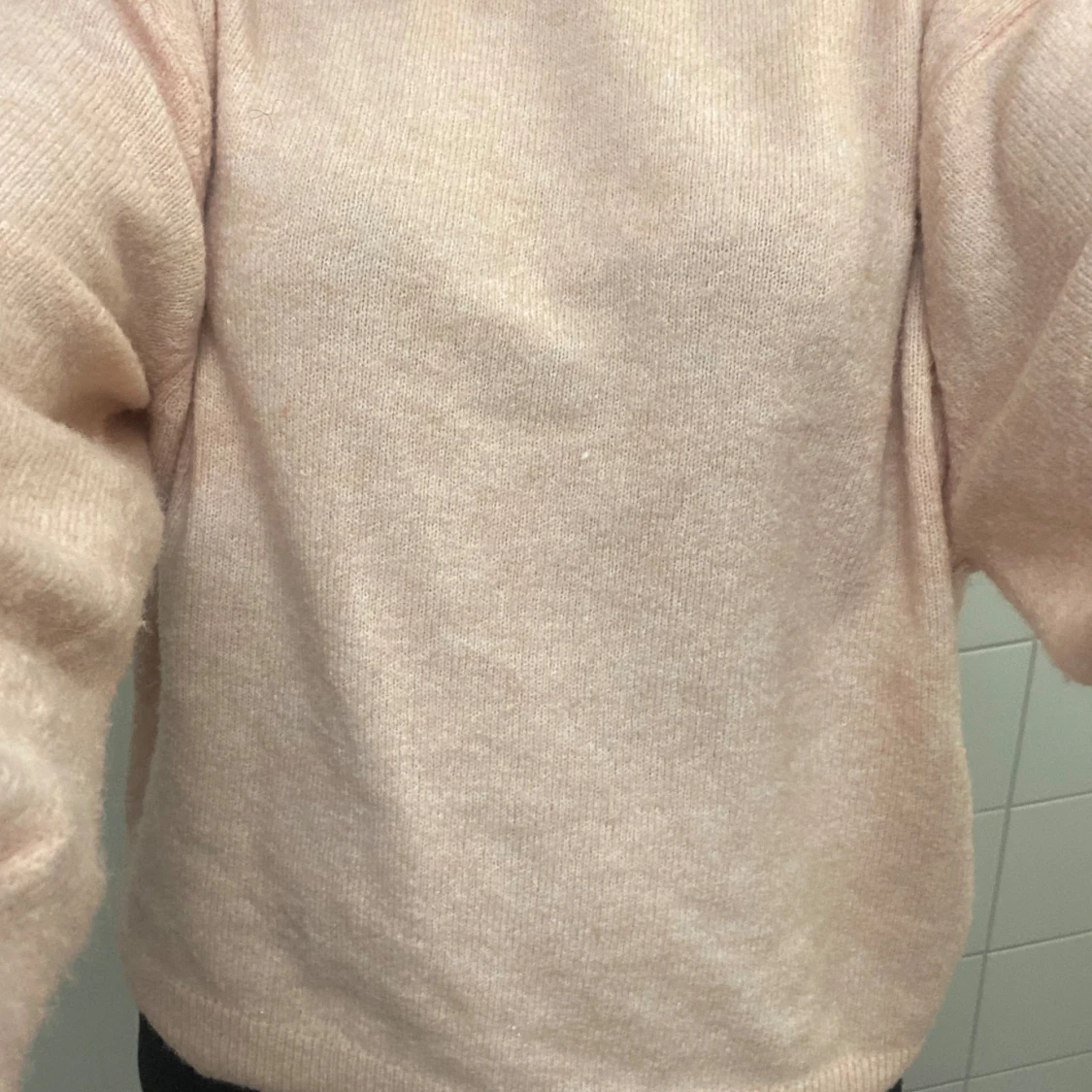 Rosa tjocktröja  - 91