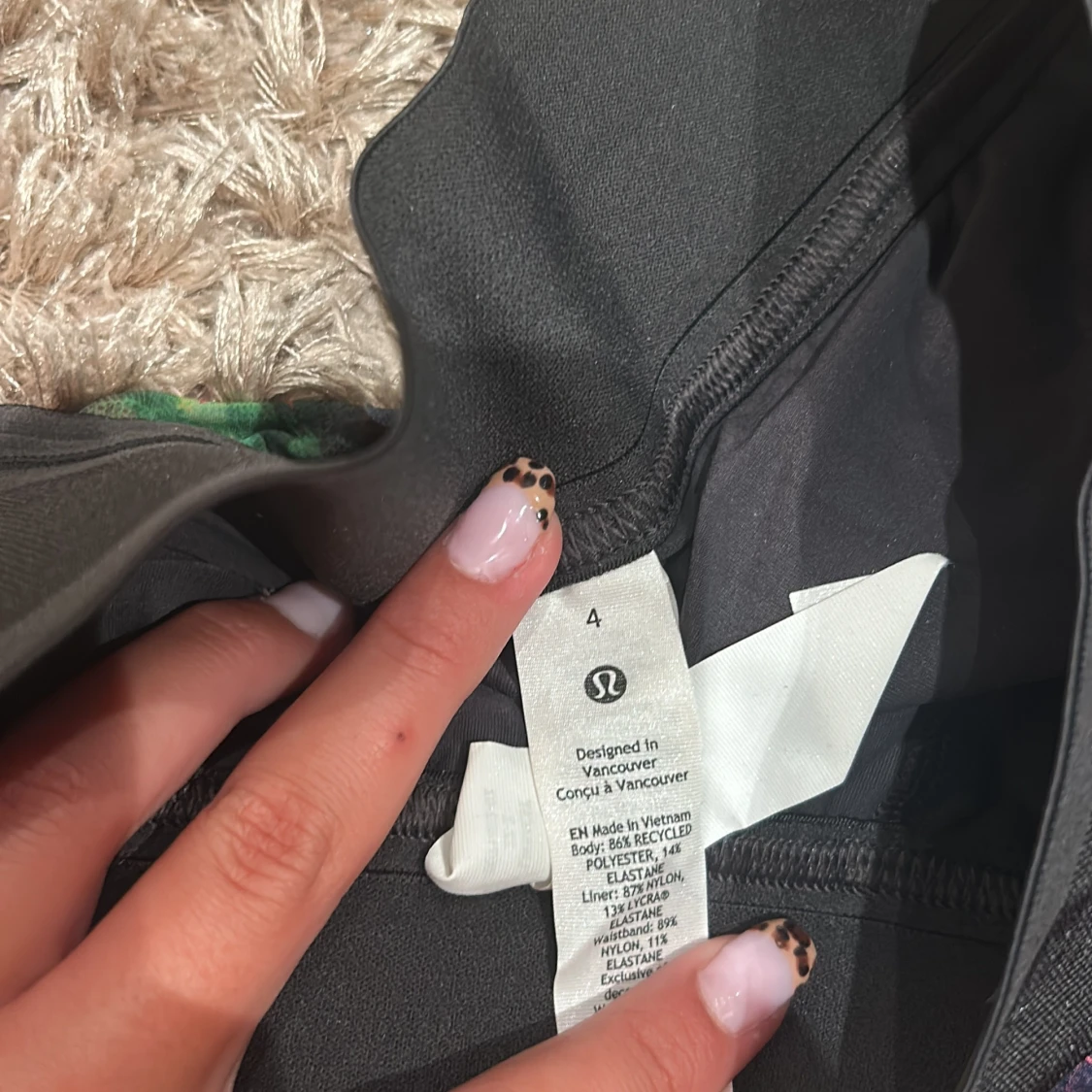 Blommig kjol från Lululemon - 91