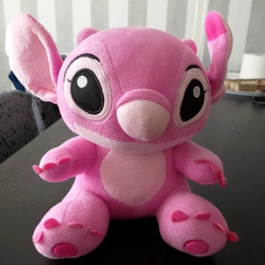 Angel från stitch and lilo - Angel från stitch and lilo i nyskick 