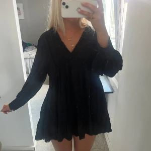 Zara klänning - Fin klänning i bra skick💕