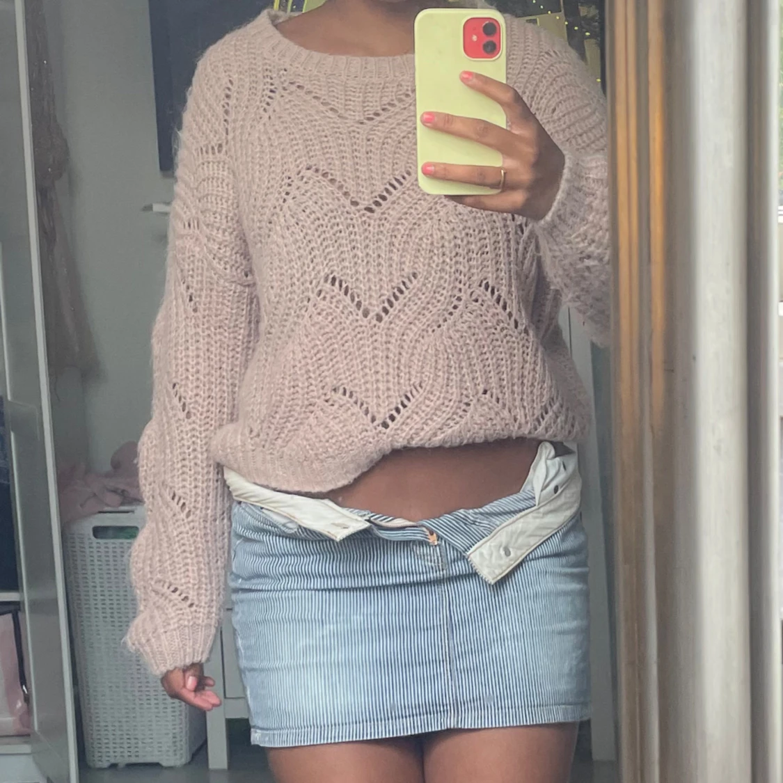 Beige stickad tröja 