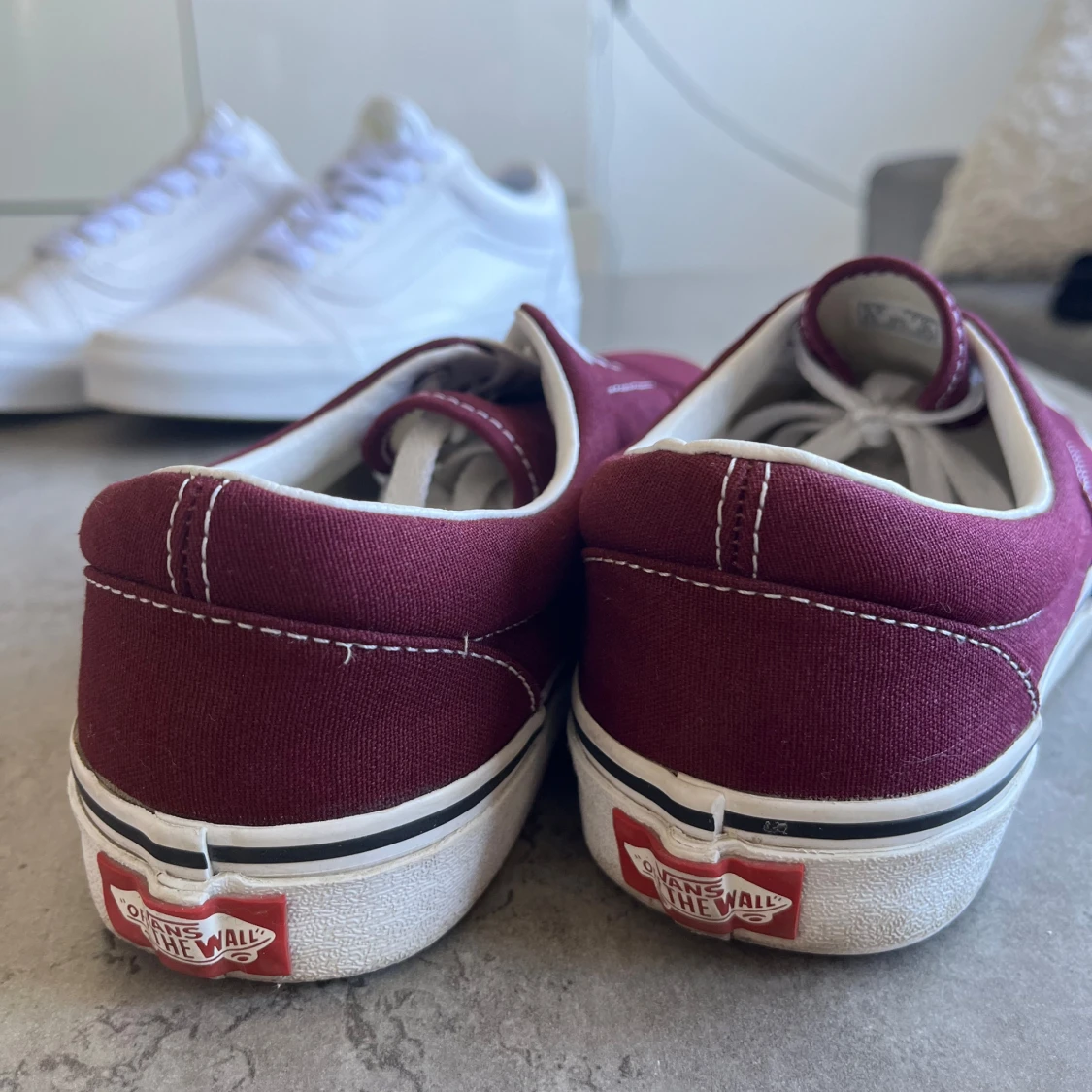 Vinröda sneakers från Vans - 91
