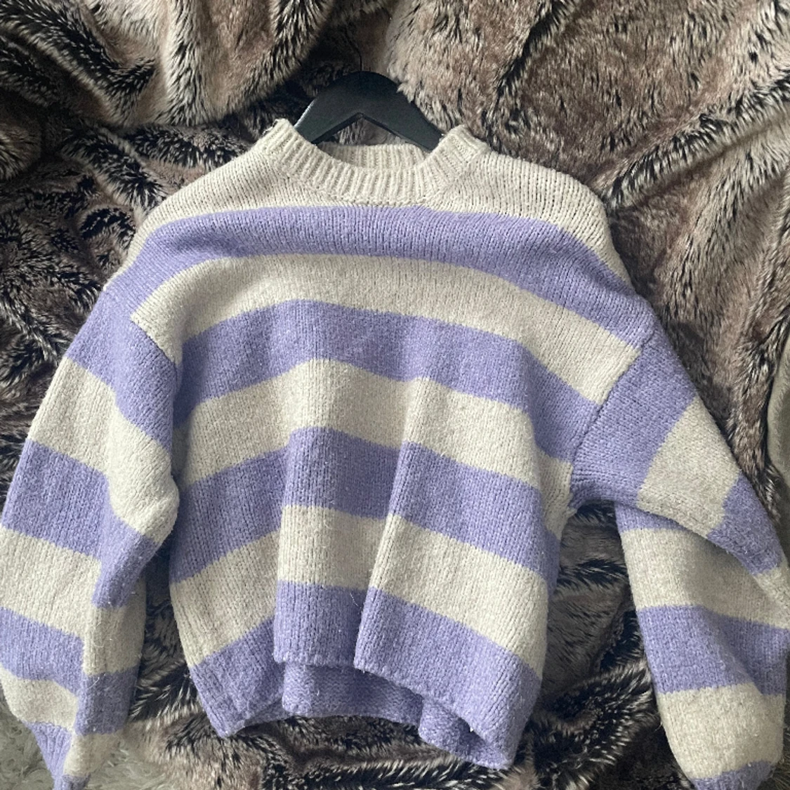 Stickad tröja