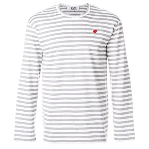 Cdg långärmad  - Hej!  Säljer nu min cdg tröja då jag vuxit ut den. Tröjan är i topp skick och nästan aldrig kommit till användning 🙌 köpt på NK i Göteborg 👍tveka inte på att kontakta mig vid eventuella frågor 🤝