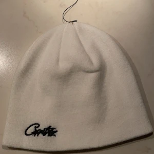 CORTEIZ MÖSSA - En helt oanvänd Corteiz mössa. Hör av dig om du är intresserad!