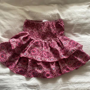 Mönstrad kjol - Säljer denna superfina kjol i nyskick❤️nypris 412kr