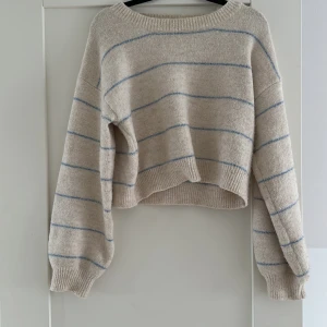 Stickad tröja  - Nyskick!💗