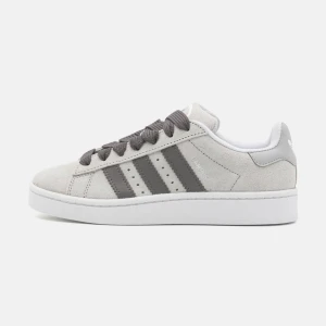 Campus00s - Helt nya campus00s, inte ens testade! Såå snygga! Storlek 38 2/3, passar om du är en ungefär 38,5