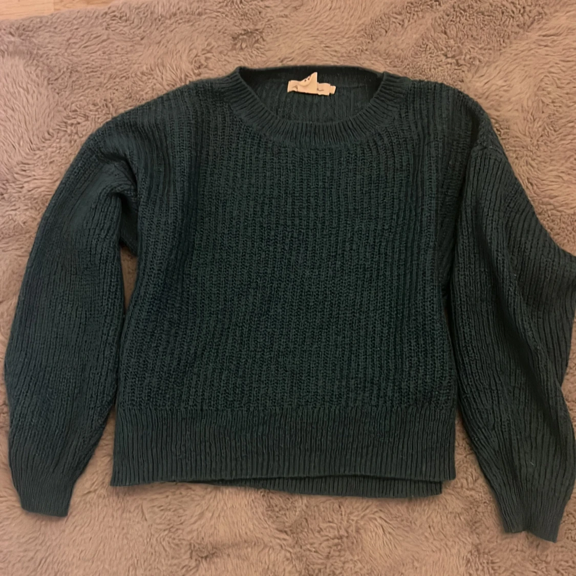 Stickad tröja