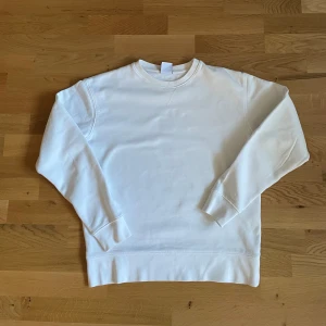 Crewneck Zara - Nyskick, storlek S.