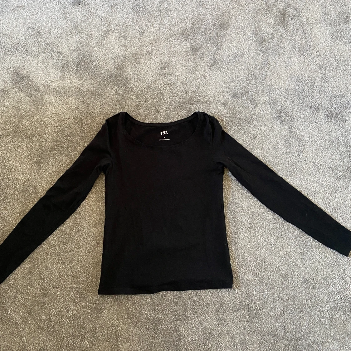 Basic långärmad tröja