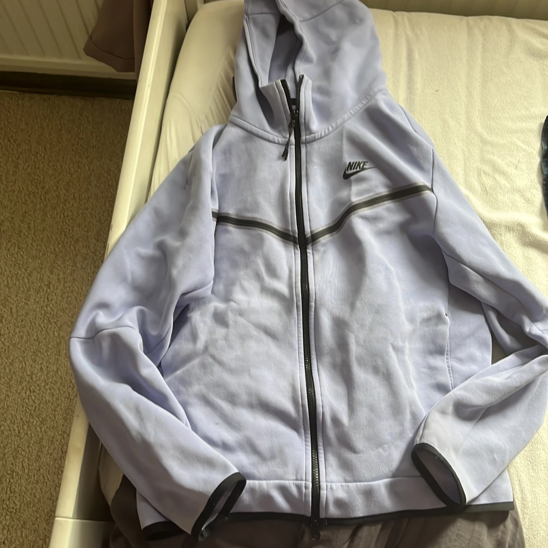 Nike tech kofta  - 90