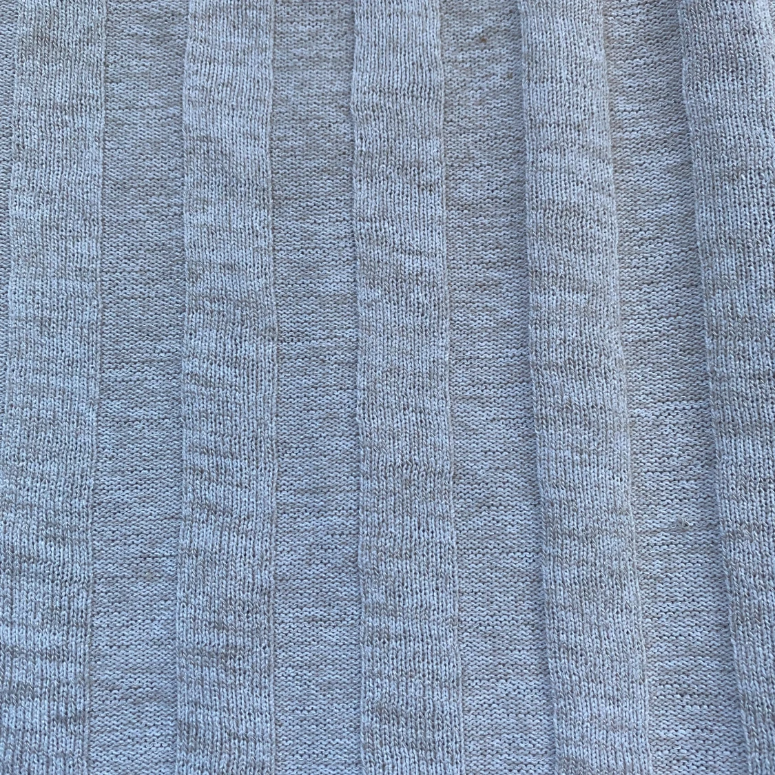 Beige stickad tröja - 91