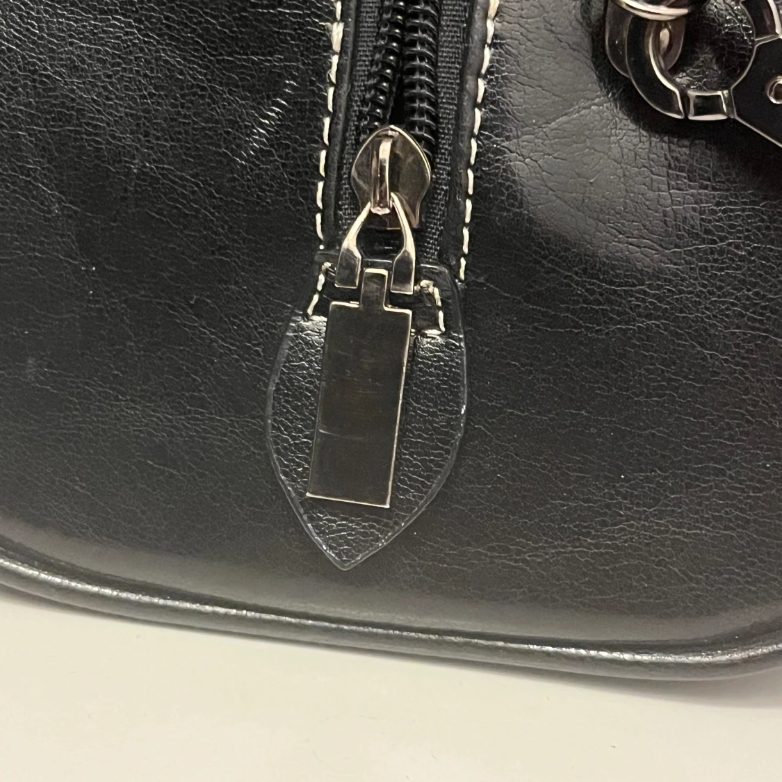 Handväska (axelrem tillkommer) - 91