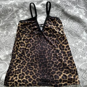 Leopard linne - Ursnygg leopard linne som inte kommer till användning tyvärr 💌