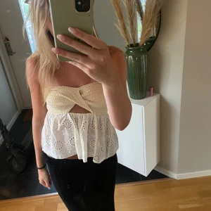Topp från zara - Intressekoll på min superfina topp från zara. Nästan aldrig använd. 🧡 hör av dig om du är intresserad!