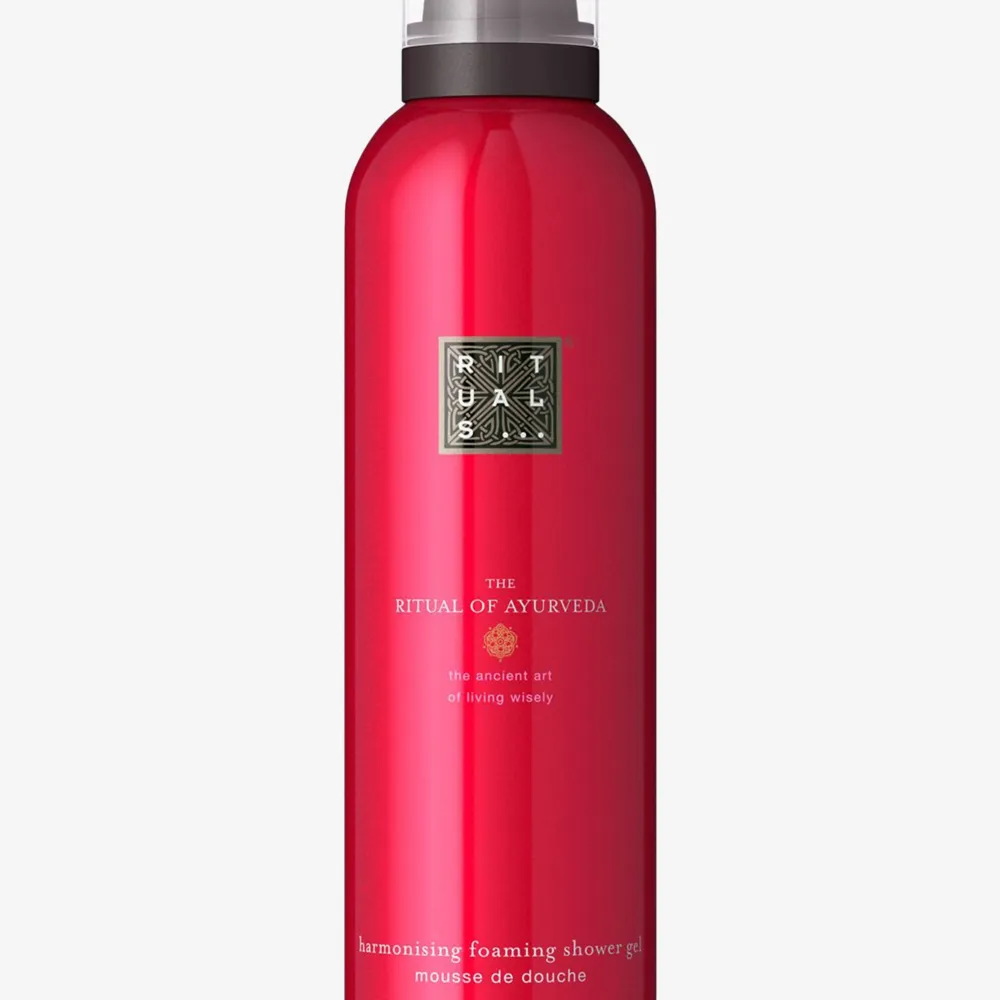 helt ny body mist och shower gel säljer båda för 300kr priset kan diskuteras här av dig vid intresse . Övrigt.