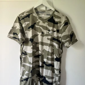 Nike Camouflage t-shirt - Snygg Nike tisha camouflage  