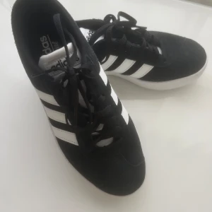 Addidas W Vl Court 3.0 - Nya oanvända,storlek 36 