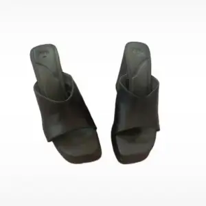 Plattform skor från zara endast använda 1 gång , inga defekter. 