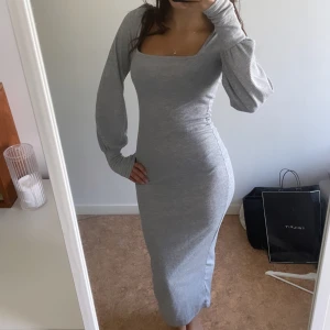 Klänning - Jättefin klänning i toppen skick 🤍