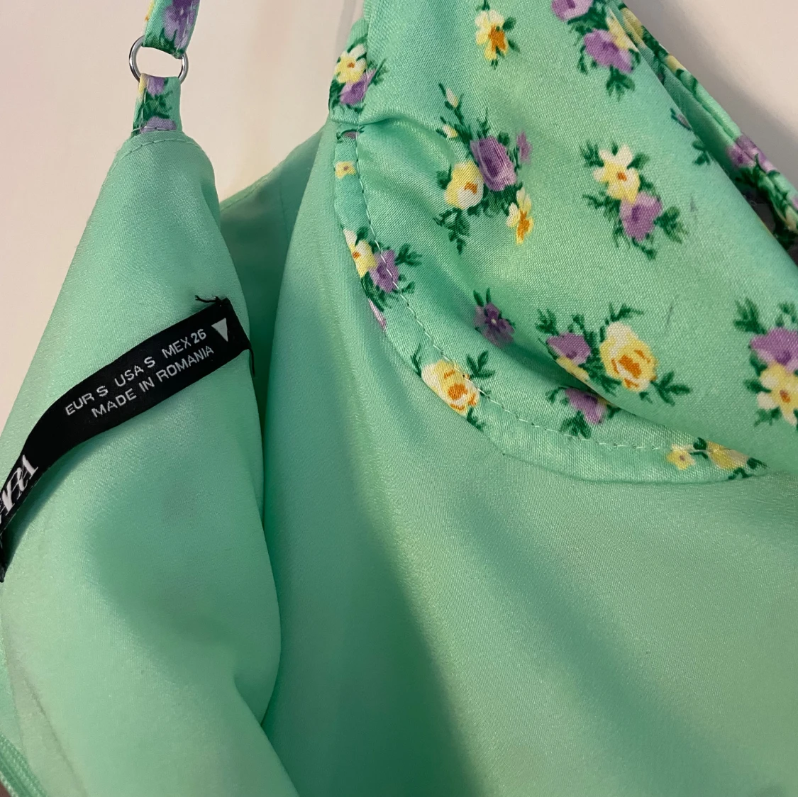 Blommig klänning Zara  - 93