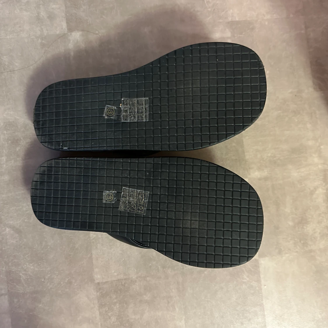 Raid Flipflops med platå - 90
