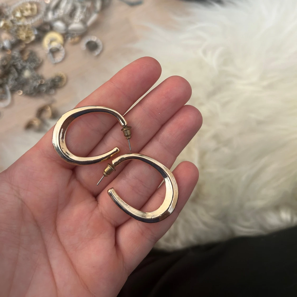 Nelly örhänge hoops