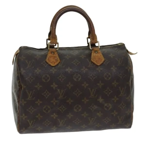 Louis Vuitton Speedy 30 - Louis Vuitton Speedy 30. Ett måste i väskkollektionen! Bra storlek för både vardagsbruk och resor.