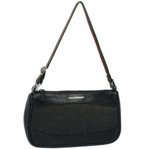 Gucci väska - Ursprung: Italien  Material: canvas Färg: svart och röd  Tillbehör: inga