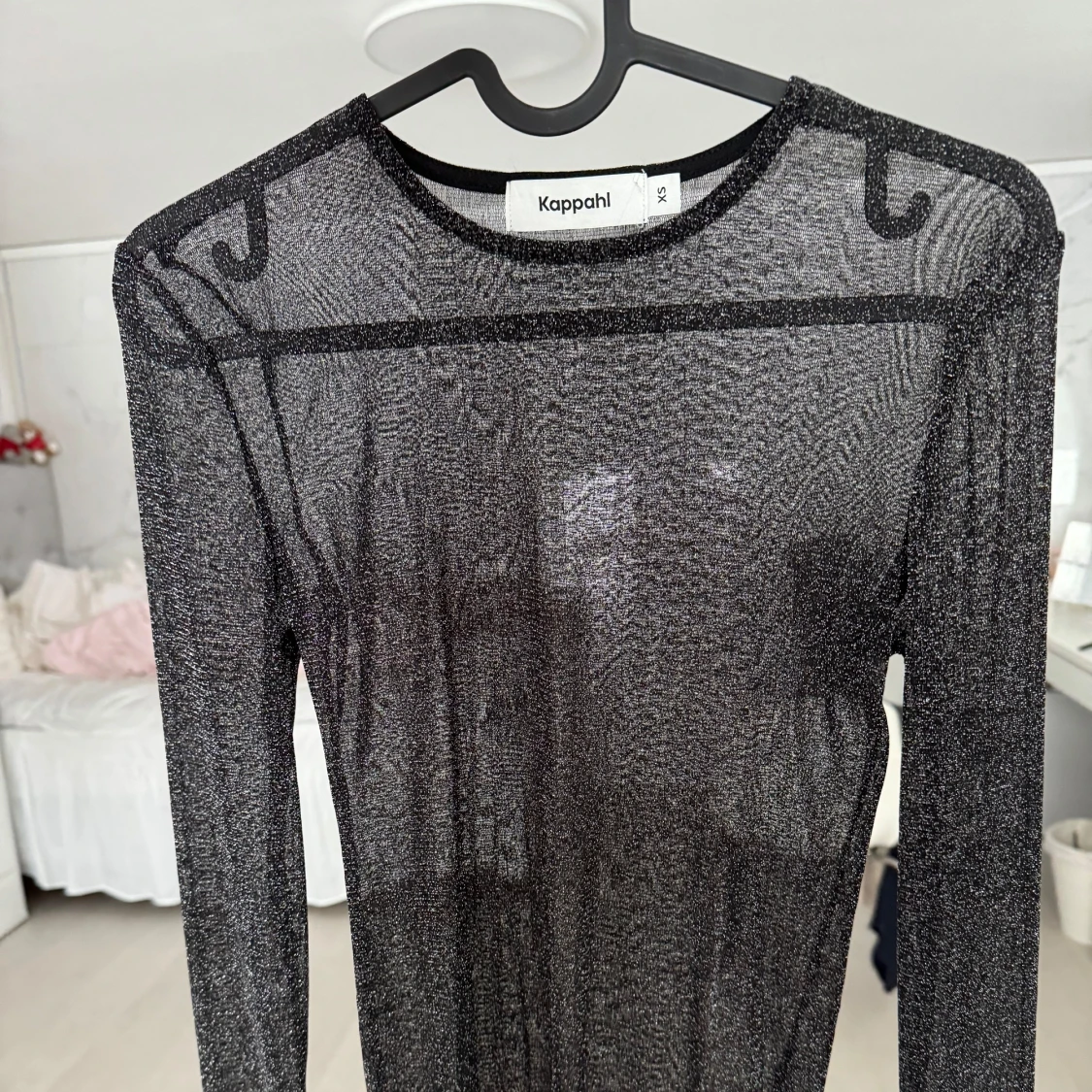 Glittrig tröja - 90