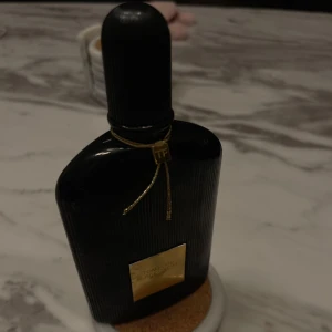 tom ford parfym  - Nu säljer jag min 100mil TOM FORD BLACK ORCHID parfym för bara 800 finns cirka 70 % kvar köpt för 2200 