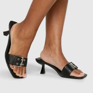 SÖKER boohoo klackar - Söker efter dessa klackar från Boohoo i storlek 39💕