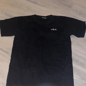 Fila tröja - Fila tröja.