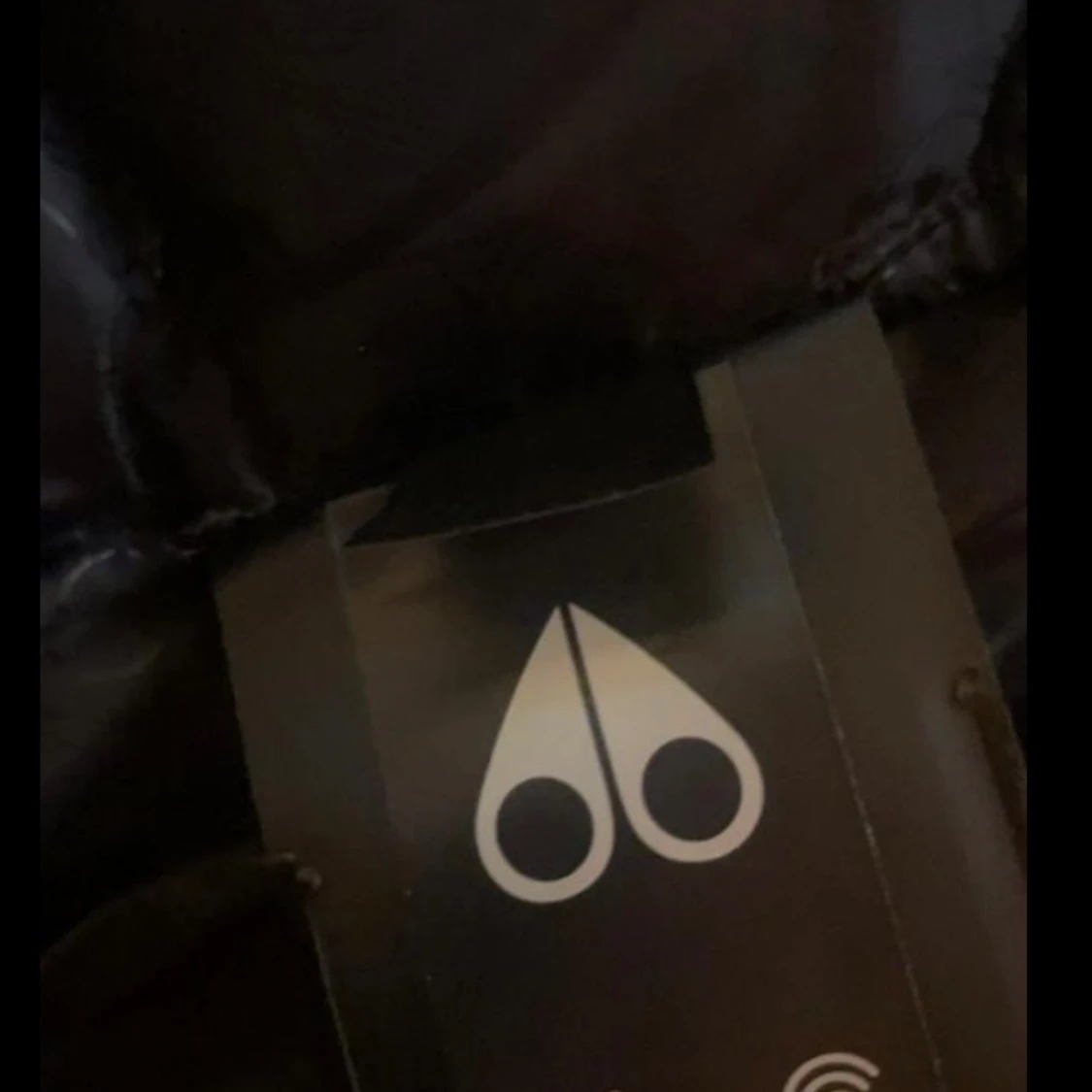 En moose knuckles väst från johnells priset går att diskutera, nypris 7300 - 92