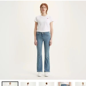 Bootcut jeans - Aldrig använt då det är tyvär för stora för mig💕