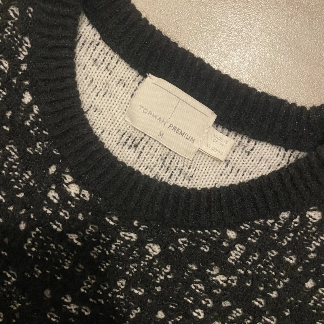 Stickad Crewneck - 90