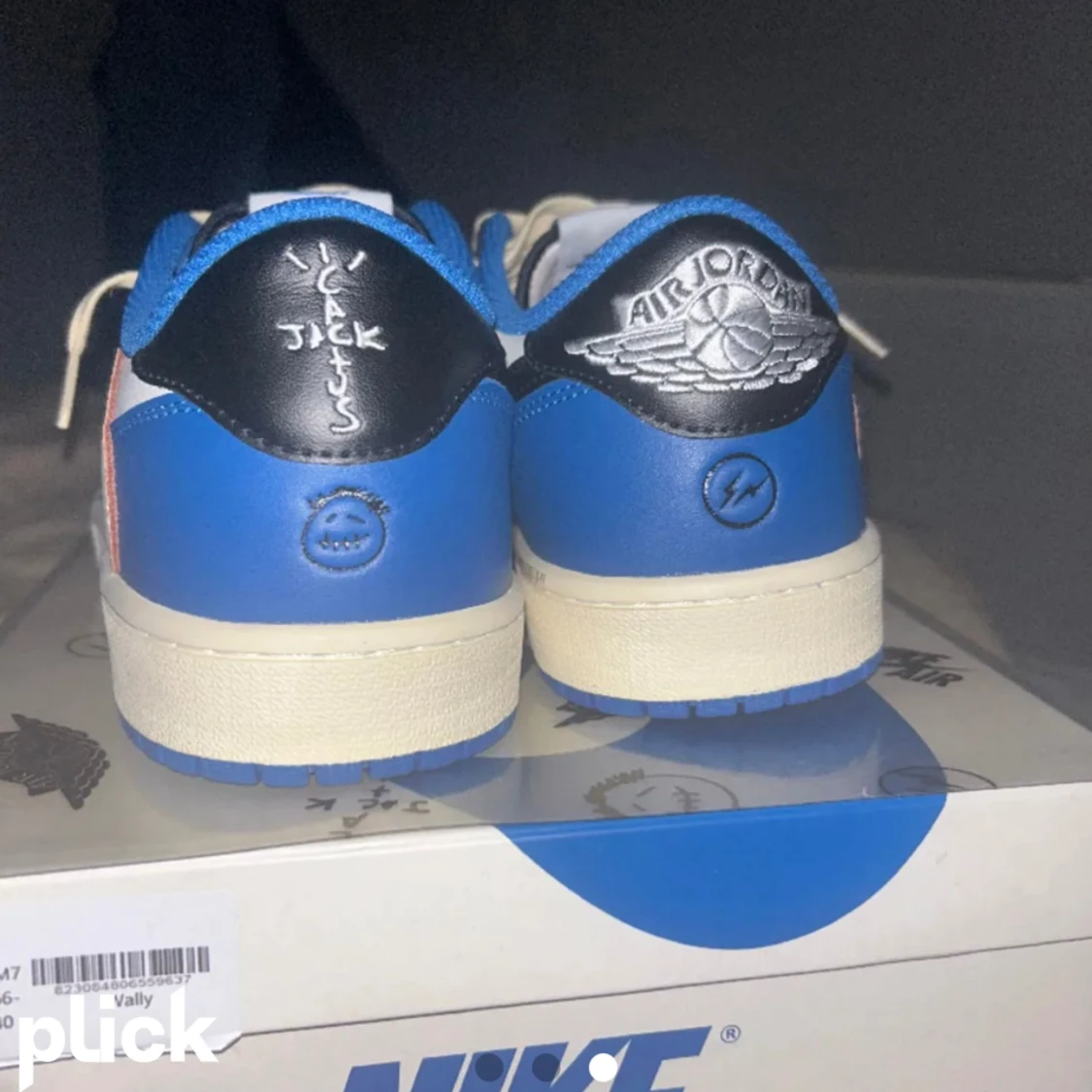 Jordan 1 low travis scott fragment