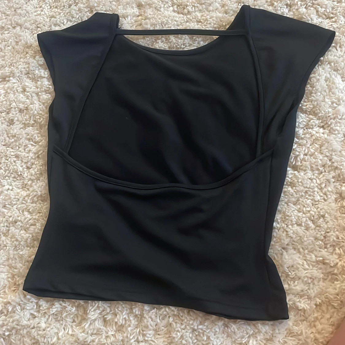  topp med öppen rygg - 90