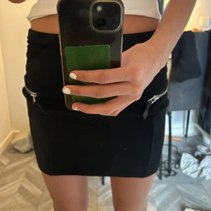 Hej - En fin sommar kjol sitter tight 