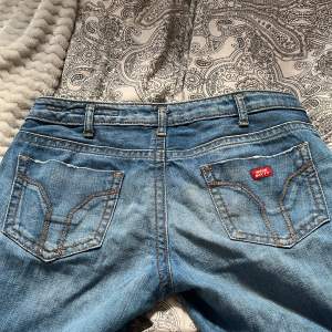 Säljer dessa jeans från misssixty som tyvärr börjar bli lite korta på mig (jag är 163) 💕