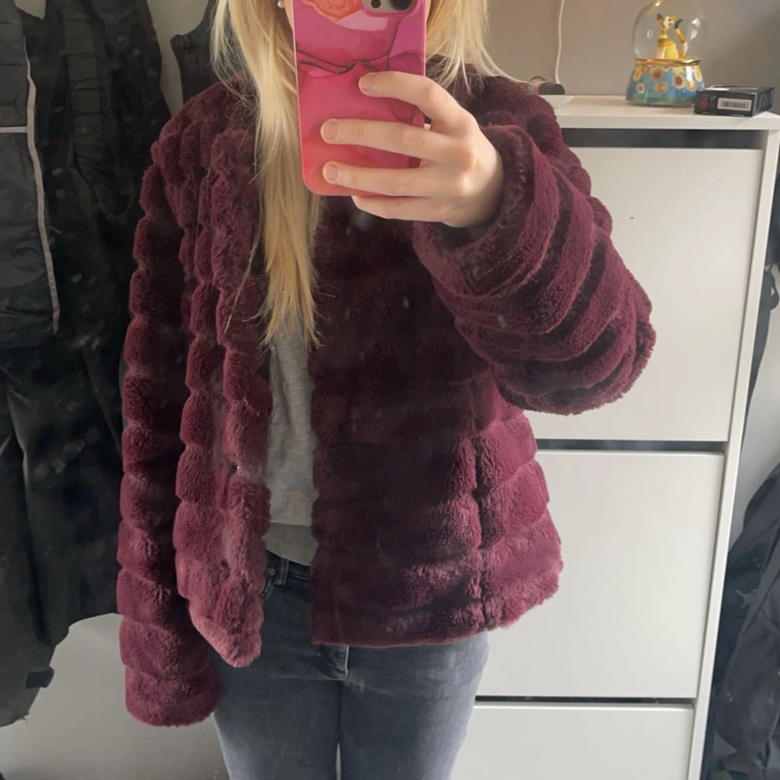 Röd päls jacka - 90