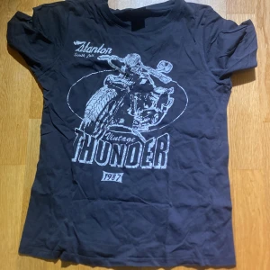 oversized tröja med print - motorcykel på framsidan, oversized fit