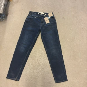 Oanvända jeans - Skick 10/10, 30/32