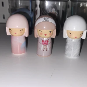 3st figurer🤍 - Säljer dessa supersöta figurer🫶🏻 Set av 3 - 65kr 1 st - 30kr Kommer med freebies🧸