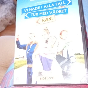 Dvd film Vi hade i alla fall tur med vädret - Dvd film Vi hade i alla fall tur med vädret